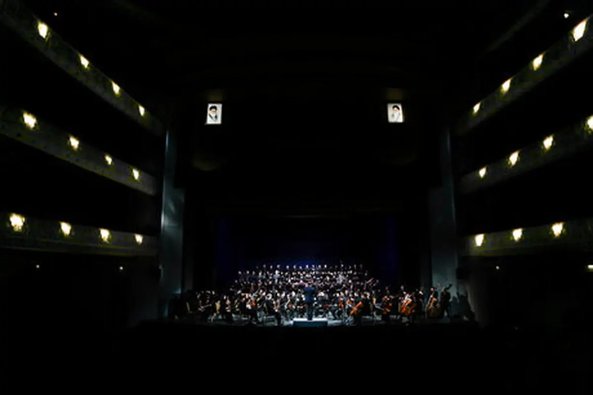 در این دو ماه چه به گوش مردم می‌رود؟