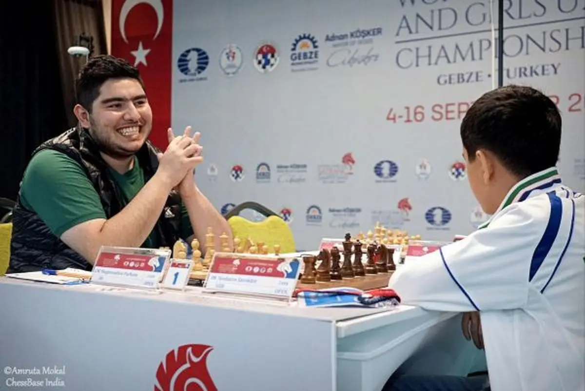 پرهام مقصودلو: به شدت استقلالی‌ام و حتی به استادیوم هم می‌روم و جزو کسانی هستم که صورتم را رنگ می‌کنم