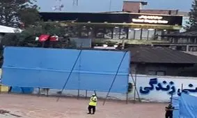 تماشاگر نساجی 160 هزار تومن پول داربست داد، 12 تومن پول بلیت نداد!