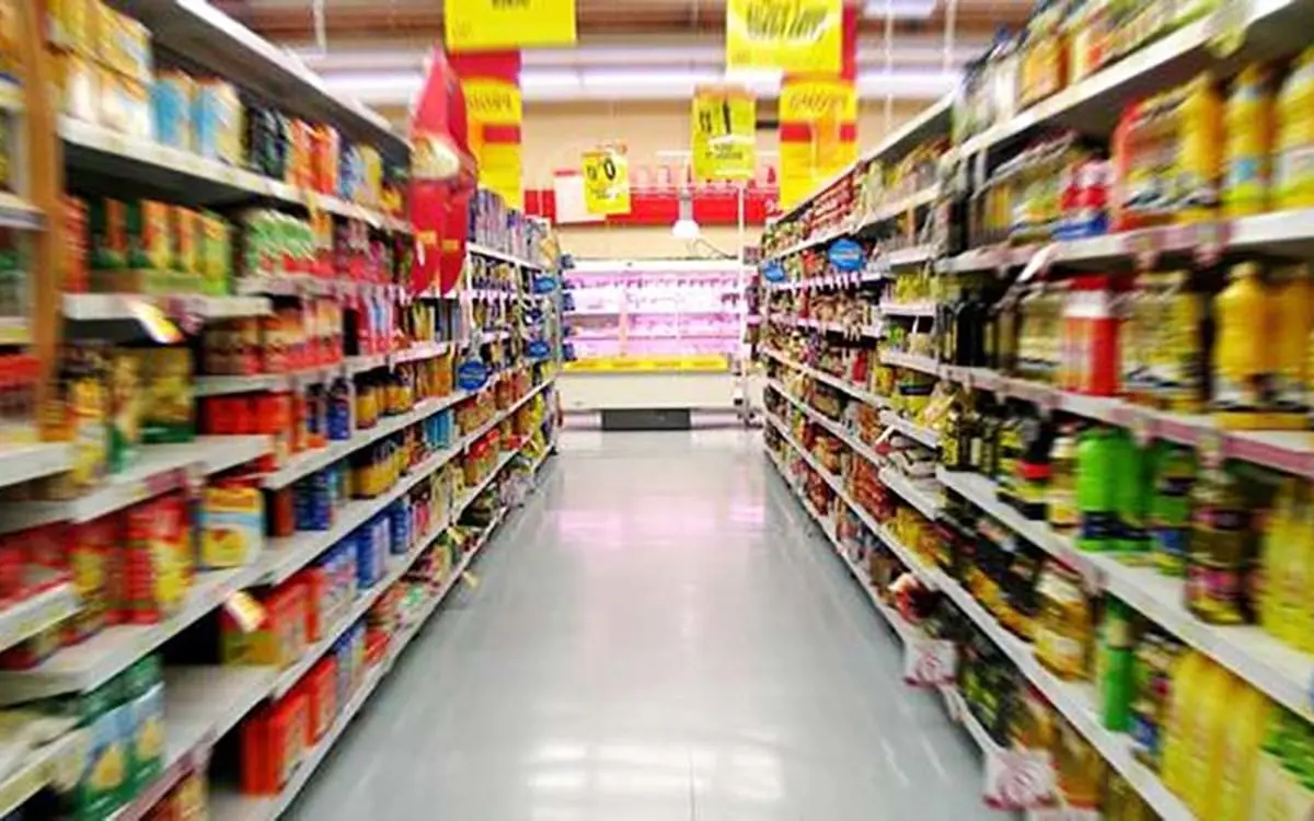 کمبود کالا نداریم، مردم را نترسانید