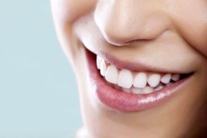 سفید کردن دندان با یک روش موثر و بدون ضرر