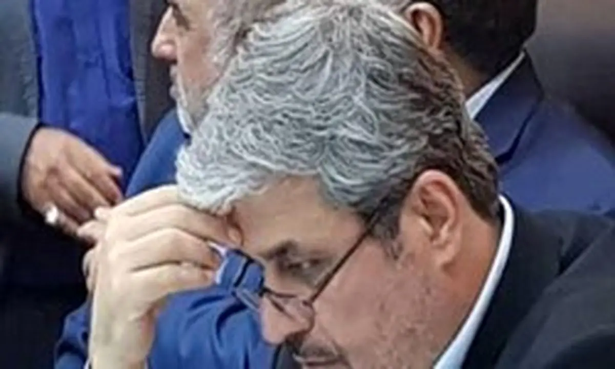 بانک مرکزی و سیستم بانکی تعمدا مردم رو اذیت می کنند