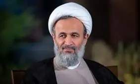 کسی که می‌گوید قدرت فساد می‌آورد آدم ضعیفی است