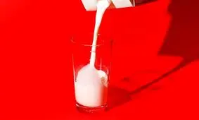 اگر این نشانه ها را دیدید، مصرف لبنیات را متوقف کنید