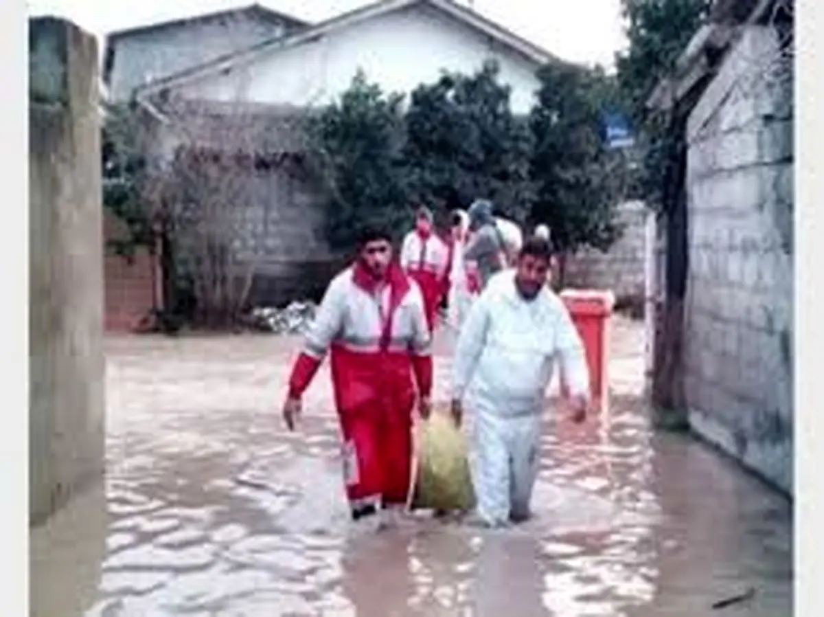 ادامه امدادرسانی به سیل زدگان روستای گنجه