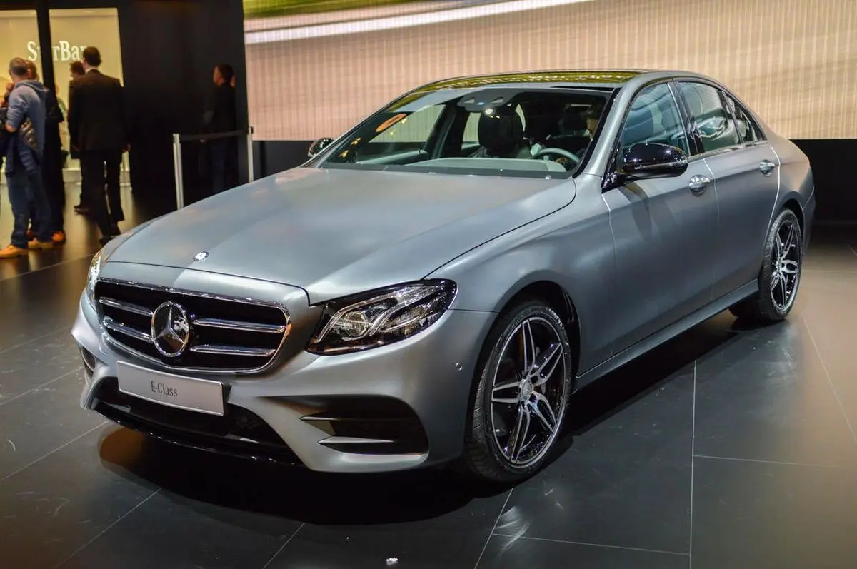 بنز E۲۰۰ نیوفیس ۲۰۱۷ را بشناسید