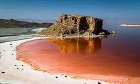 احیای دریاچه ارومیه از نان شب هم واجب‌تر است