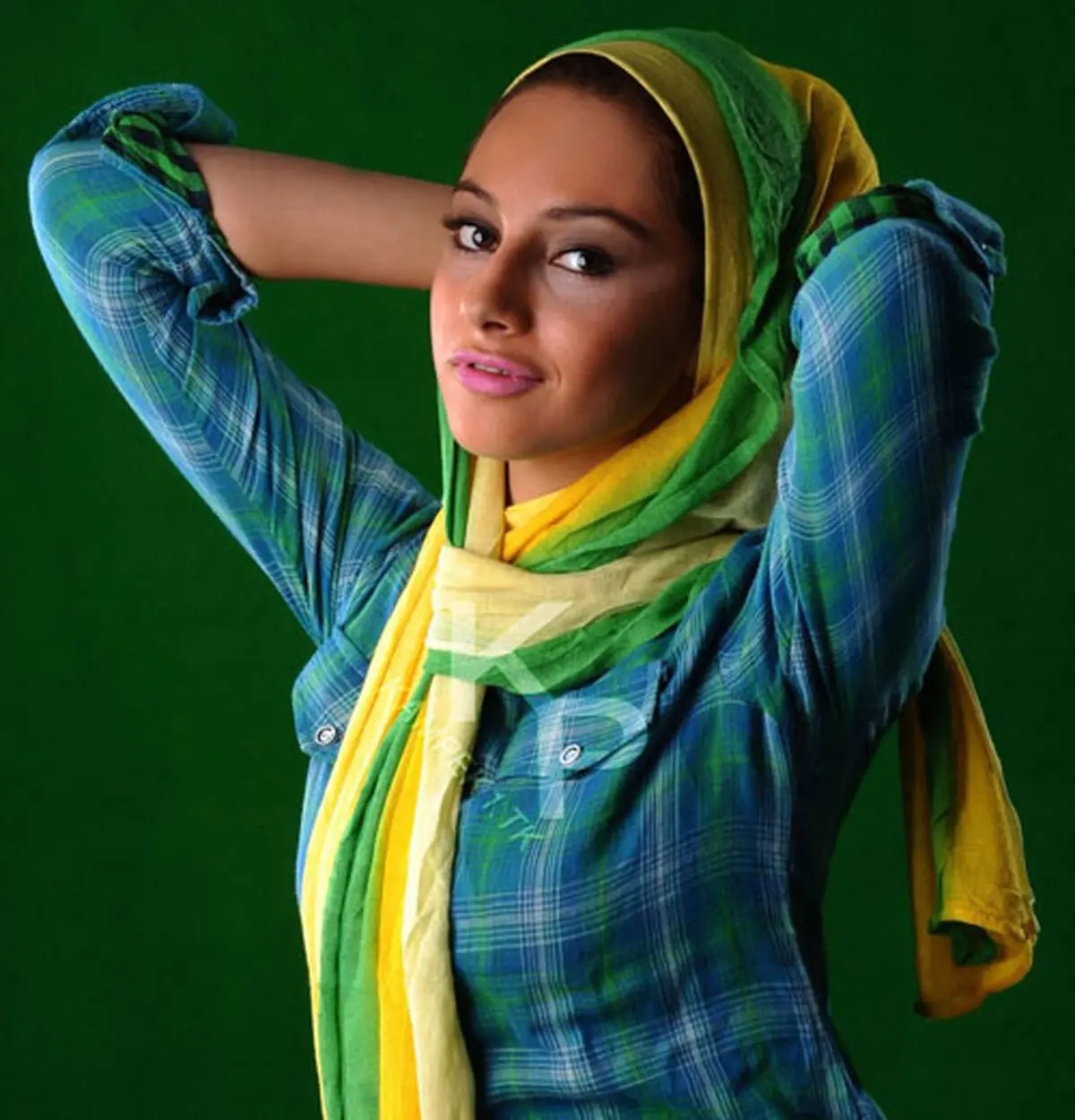 ادعای ترلان پروانه درباره زیباییش