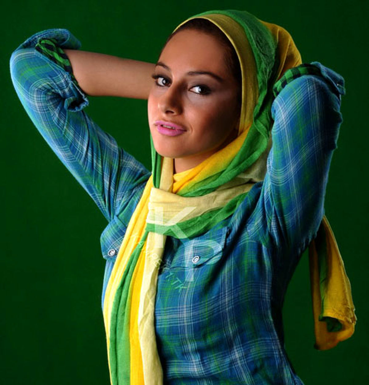 ادعای ترلان پروانه درباره زیباییش