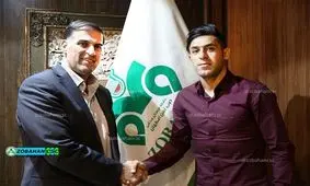 زهیوی شاگرد نمازی شد