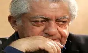 لحظه اعلام نامزدی زنده یاد عزت الله انتظامی برای بهترین بازیگر