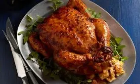 مرغ شکم پر را با این دستور بدون فر درست کنید