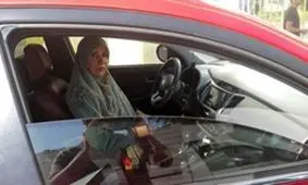 خانم گوینده را هم به استادیوم راه ندادند!