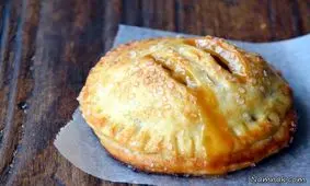 طرز تهیه پای سیب کاراملی شور