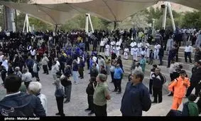 همایش بزرگ پیاده‌روی خانوادگی در کرمان به روایت تصویر