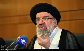 آیت الله خاتمی در کاشان: تسلیم ناپذیری از ویژگی‌های اردوگاه حسینی است