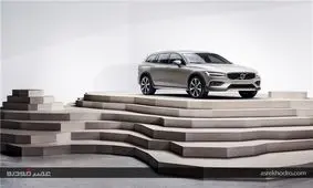 رونمایی ولوو از V۶۰ کراس‌کانتری و تفاوت‌ آن با مدل شهری