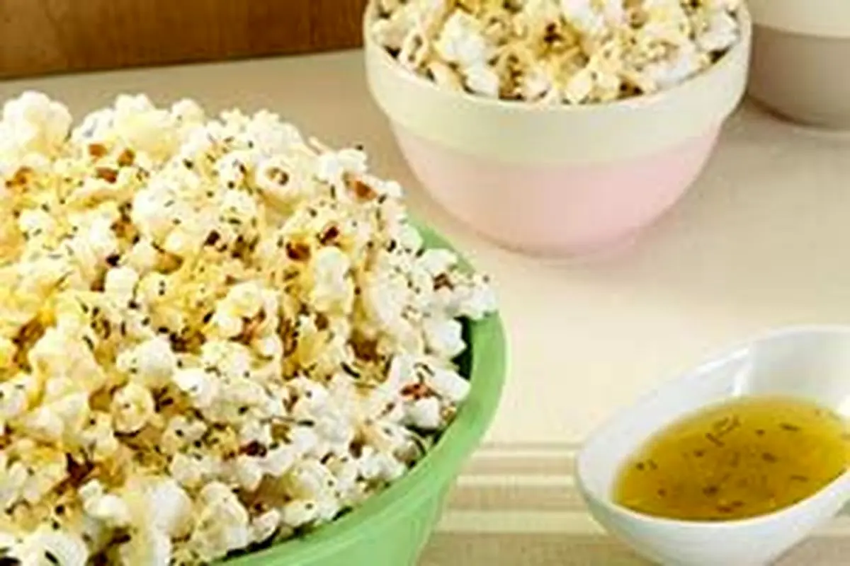 طرز تهیه ذرت بو داده طعم دار در خانه