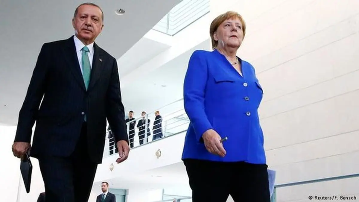 مرکل پس از دیدار با اردوغان: استنباط‌های متفاوتی از دموکراسی داریم