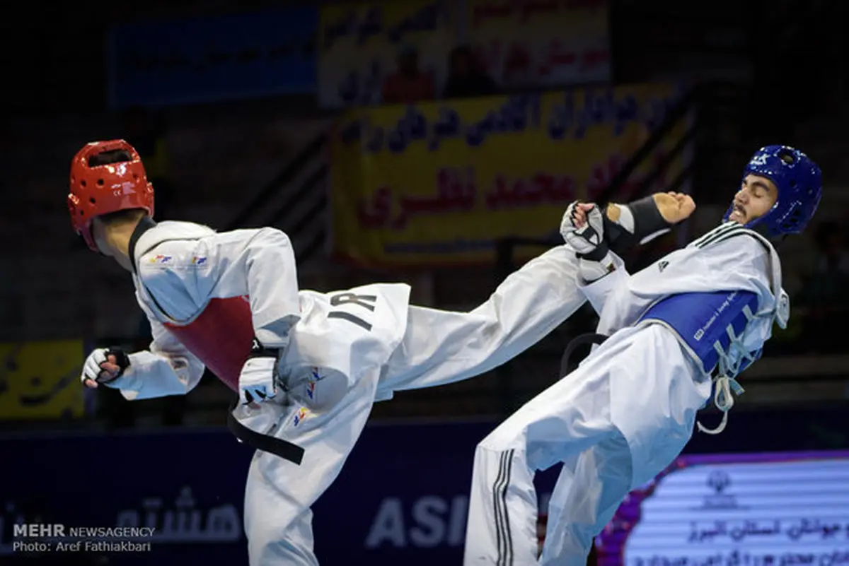 رقابت های تکواندوی استان مرکزی در خمین پایان یافت