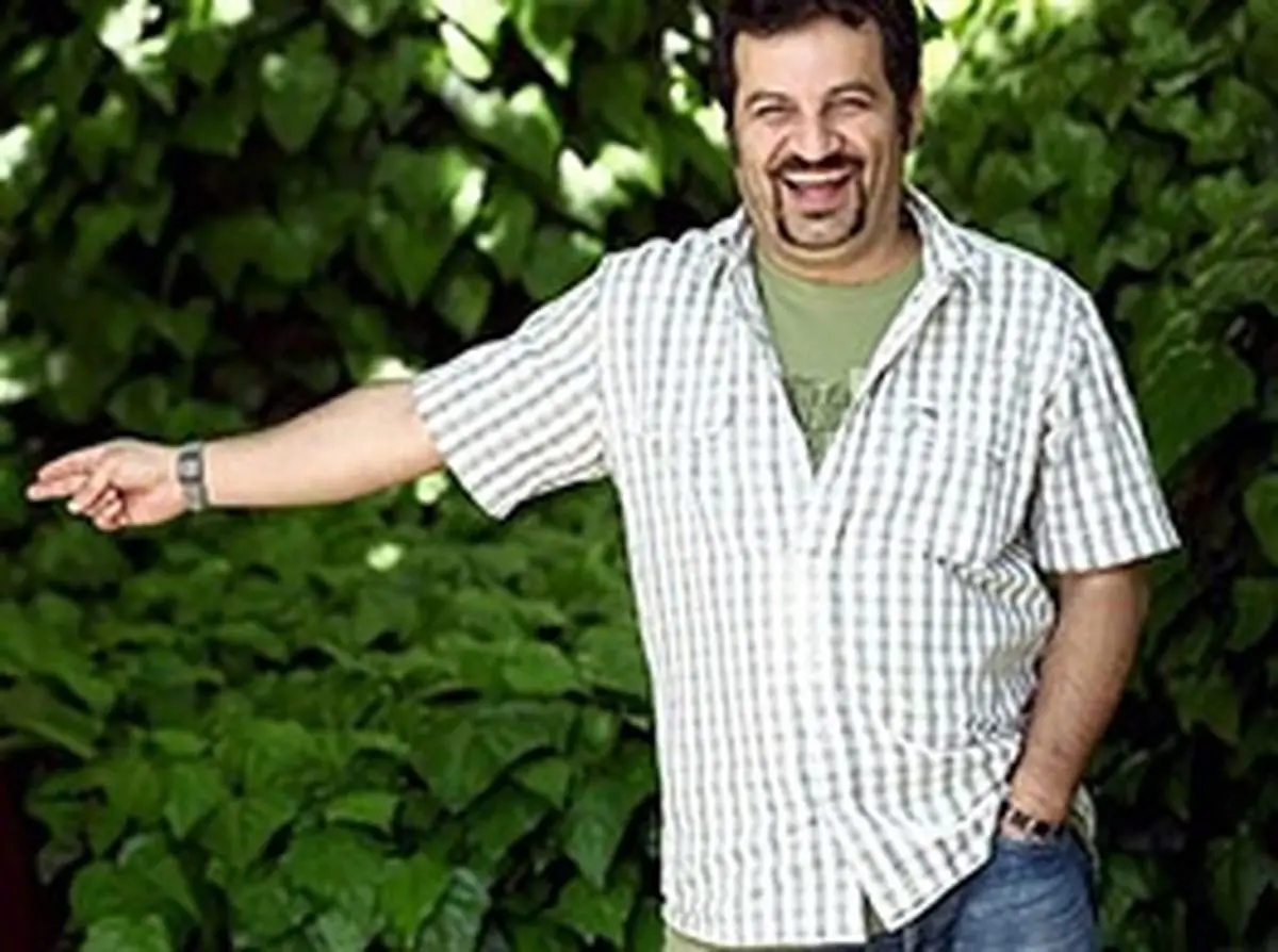 واکنش مهراب قاسم‌خانی به مصدومیت شدید حسین ماهینی در دربی/ عکس