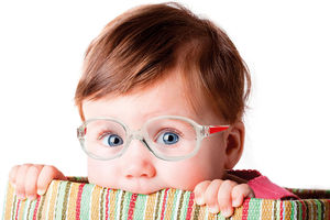 چگونه تنبلی چشم را در فرزندانمان تشخیص دهیم ؟