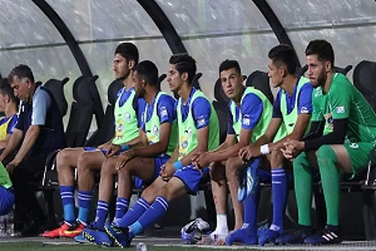 مرد دوست داشتنی استقلال نا محسوس کنار گذاشته شد