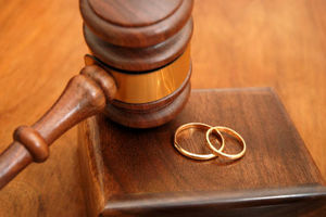 درخواست طلاق عروس جوان ۶ روز پس از ازدواج