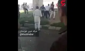 صحنه وحشتناک درگیری مرد مسلح با پرنده فروش های اهواز زیر پل کارون + فیلم