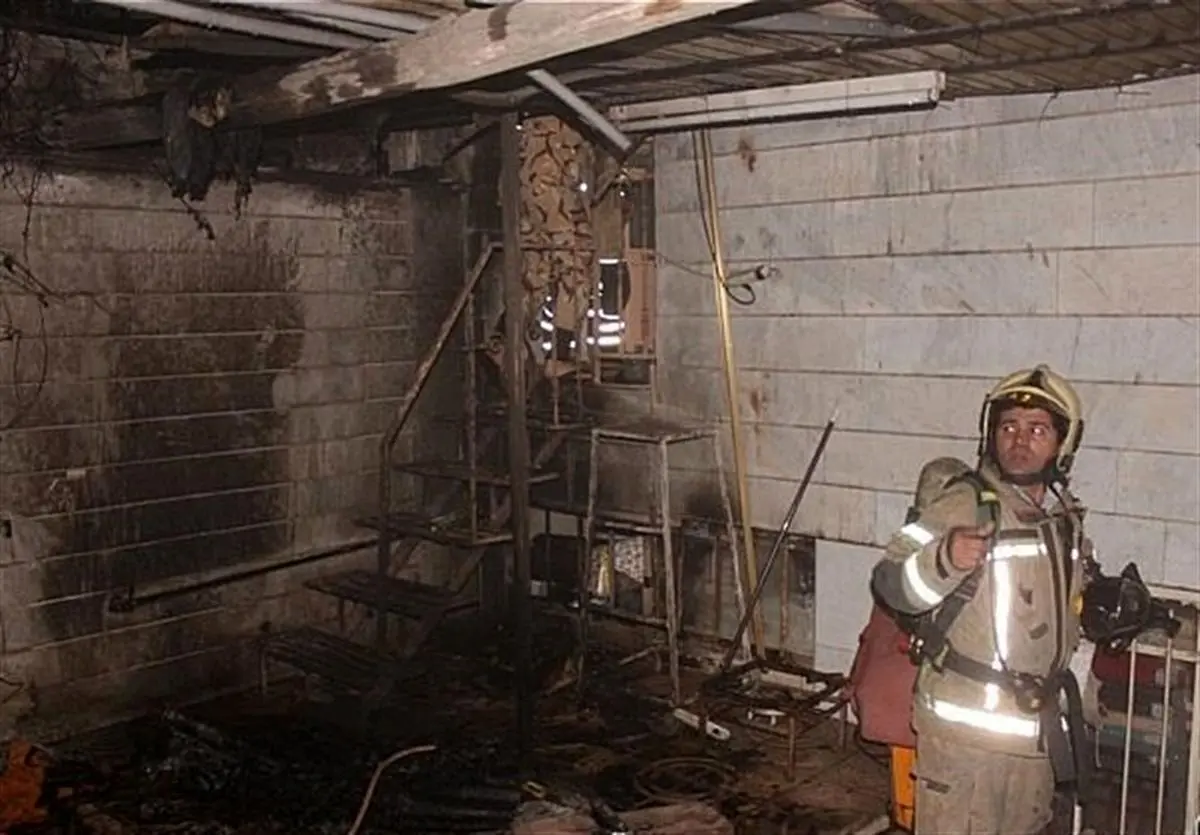 آتش گرفتن منزل حین شست‌وشوی وسایل با بنزین + تصاویر