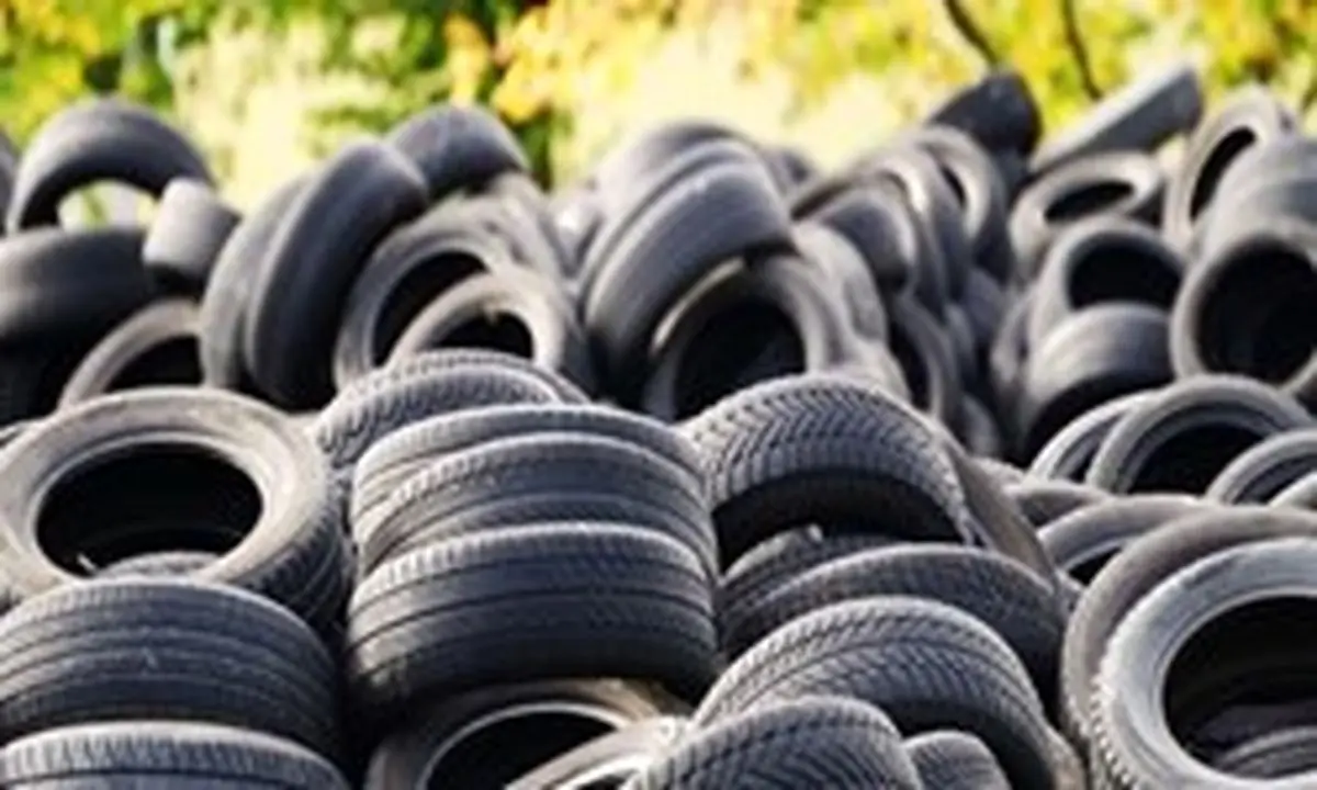 ورود بیش از 10 هزار حلقه لاستیک کامیون از گمرک بوشهر