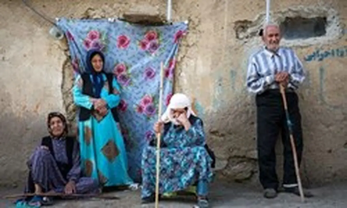 جزئیات خدمات رسانی کمیته امداد به «سالمندان»/ وجود ۶۰۰ هزار زن سالمند سرپرست خانوار
