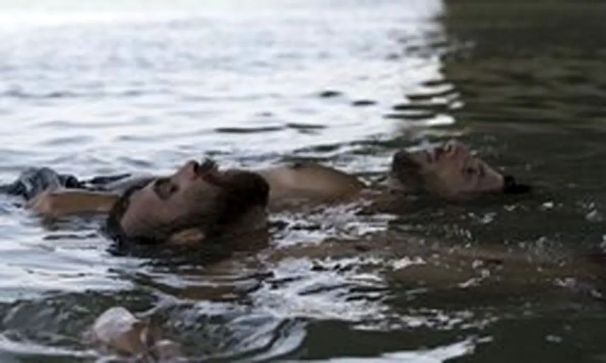 «میان دو آب»، بازی میان تخیّل و واقعیت