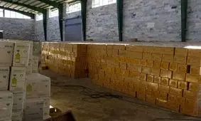 کشف انبار احتکار روغن نباتی در دامغان