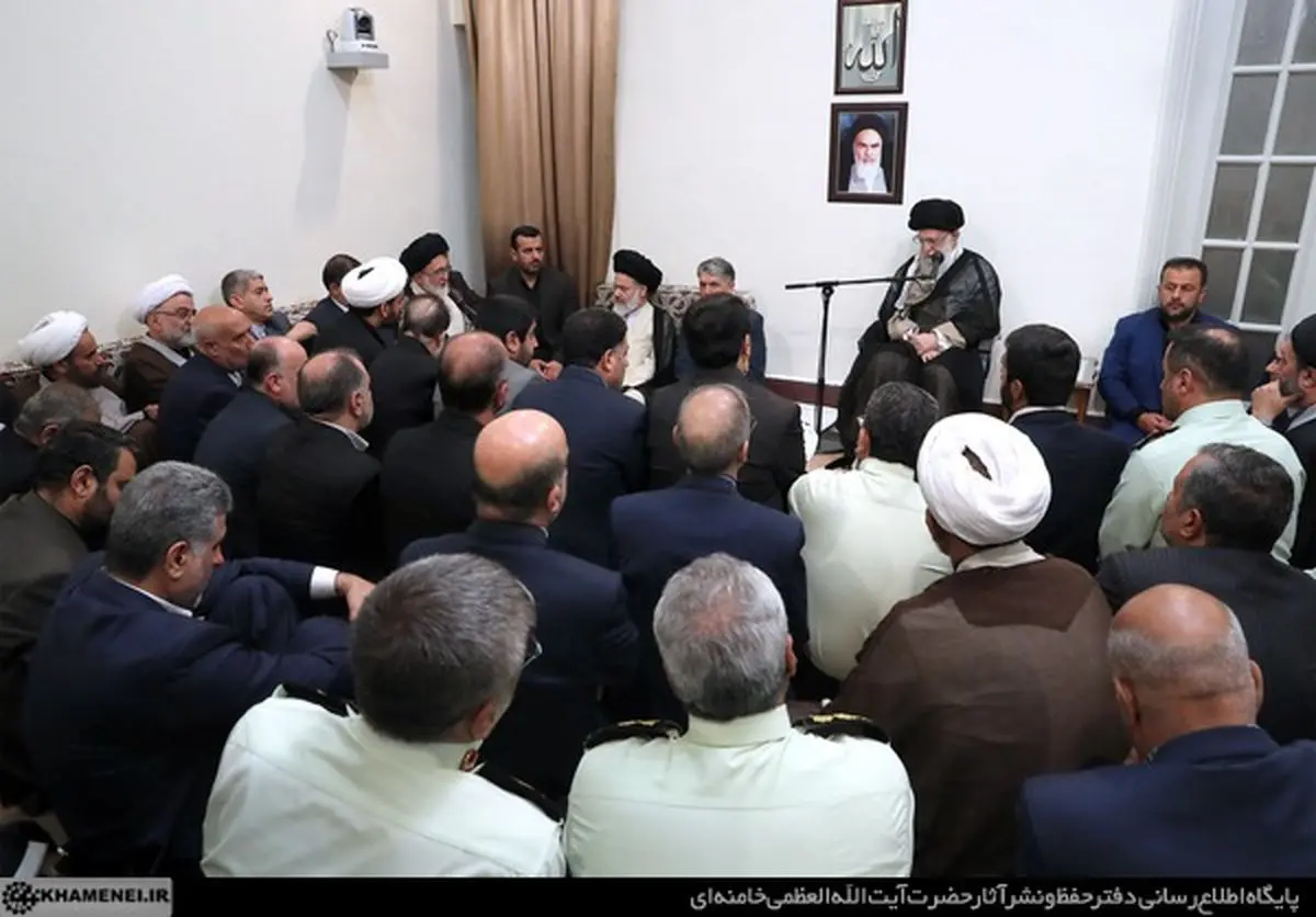 دیدار رهبر انقلاب با دست‌اندرکاران برگزاری حج + تصویر