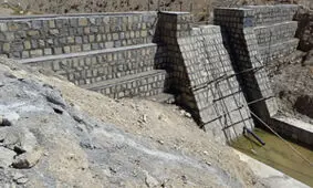 ساخت سه سد خاکی در قشم