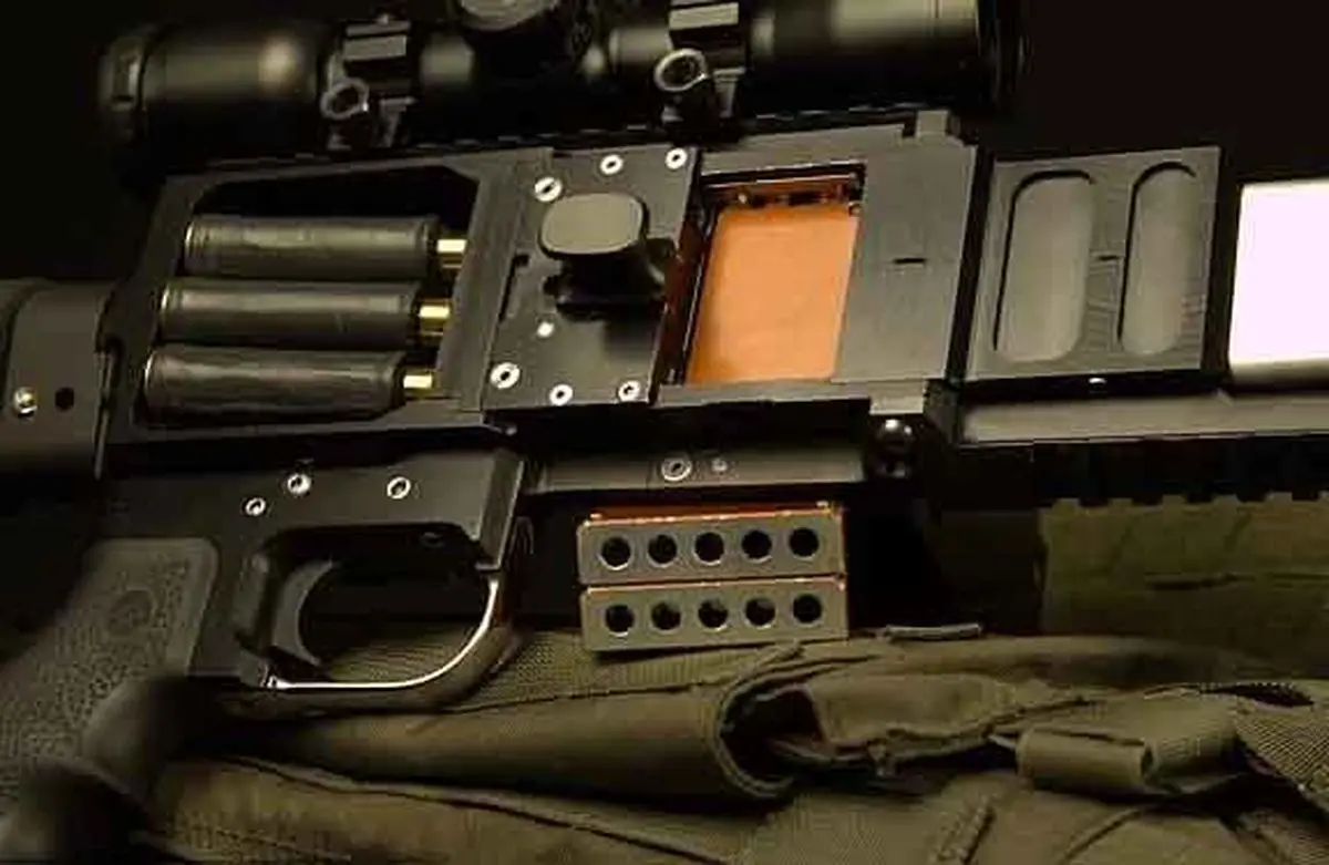 اسلحه‌ای که با یک حرکت چهار تیر شلیک می‌کند!