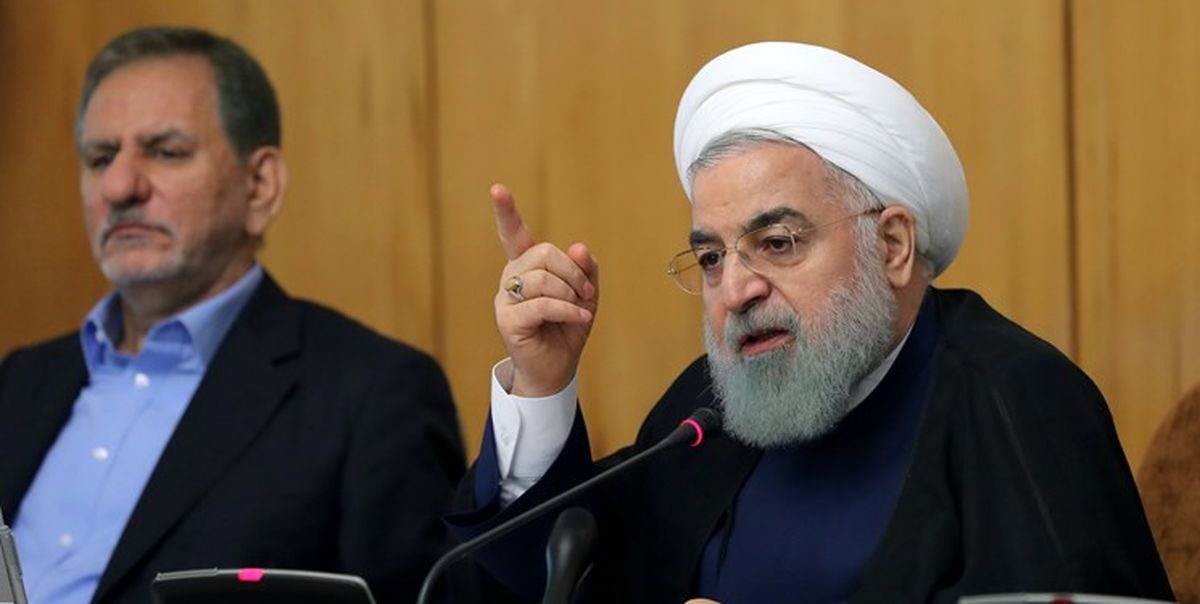 روحانی در حاشیه جلسه هیأت دولت: قیمت ارز باید واقعی بماند