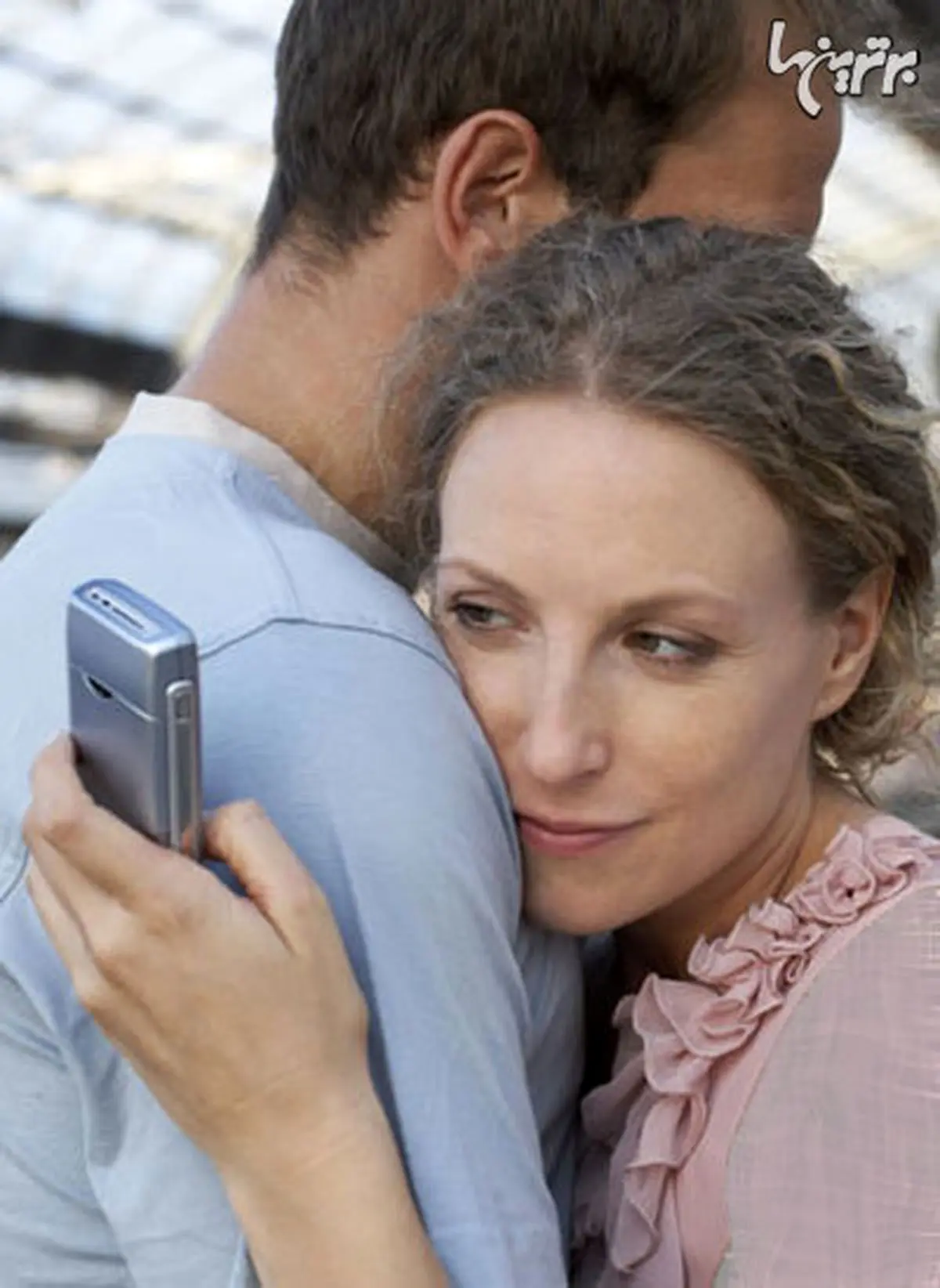 دلایلی که باعث می‌شود زنان به مردان خیانت کنند