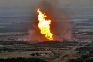 انفجار خط لوله گاز در باغملک خوزستان+فیلم و تصویر