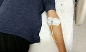 سقوط قیمت دلار 30 نفر را به سکته انداخت !