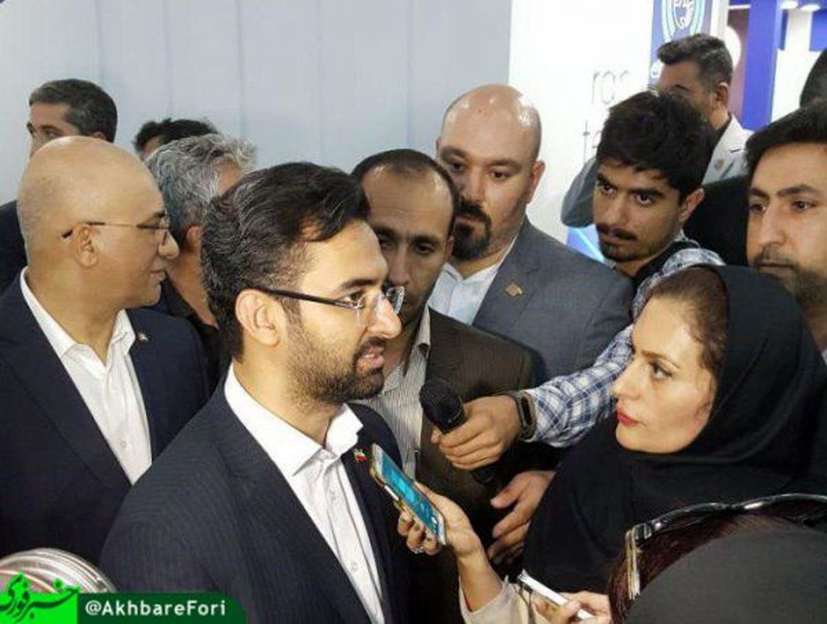 نقش مهم شبکههای اجتماعی در ایجاد همدلی مردم برای کاهش نرخ ارز