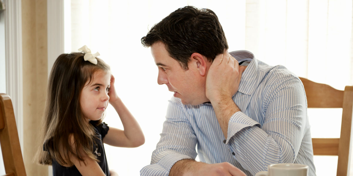 چرا والدین باید با کودک شان زیاد صحبت کنند؟