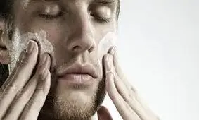 ترفند خانگی فوق العاده برای لایه برداری پوست