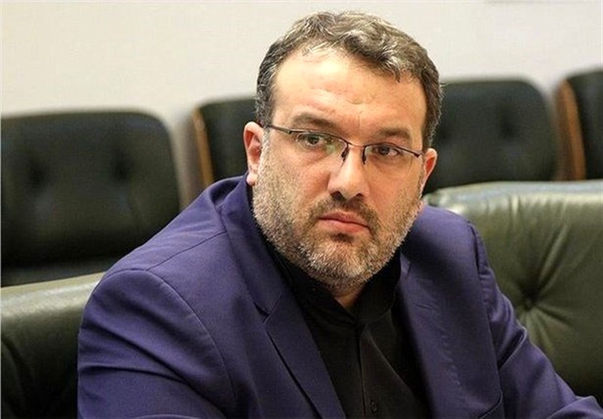 نگاه مسئولان به تولید گلخانهای است