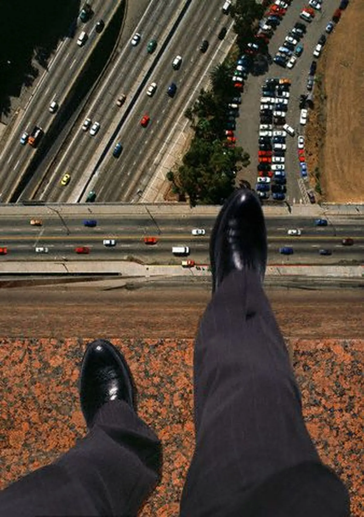 لحظه خودکشی فوق العاده دلخراش