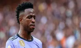 حمایت رئیس فیفا از وینیسیوس جونیور در مقابل نژادپرستان در اسپانیا/ قوانین جدید فیفا علیه نژادپرستی