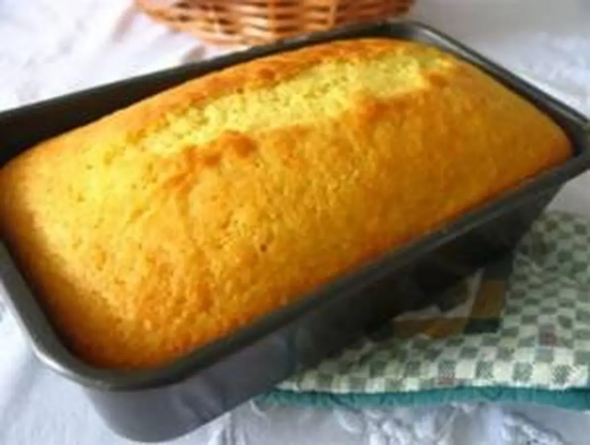 طرز تهیه کیک ساده هلی