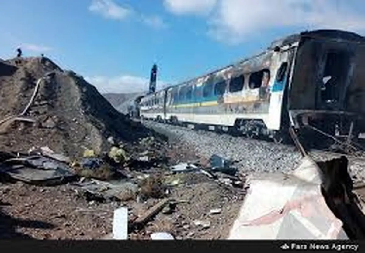 320 مجروح در برخورد دو قطار مسافربری در آفریقای جنوبی