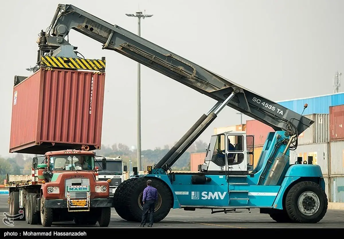 افت ۴۱ درصدی صادرات کره جنوبی به ایران در پی اجرای تحریم‌های آمریکا